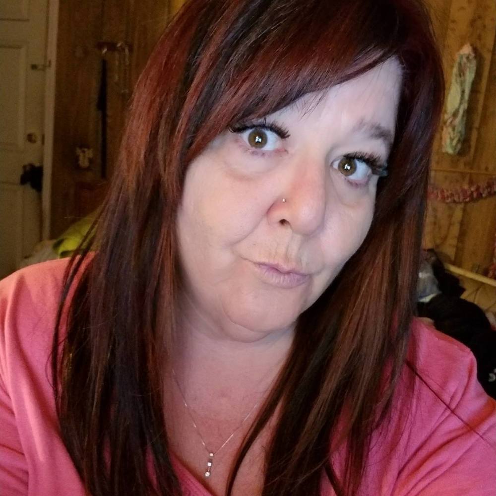 Meet your Posher, Cynthia